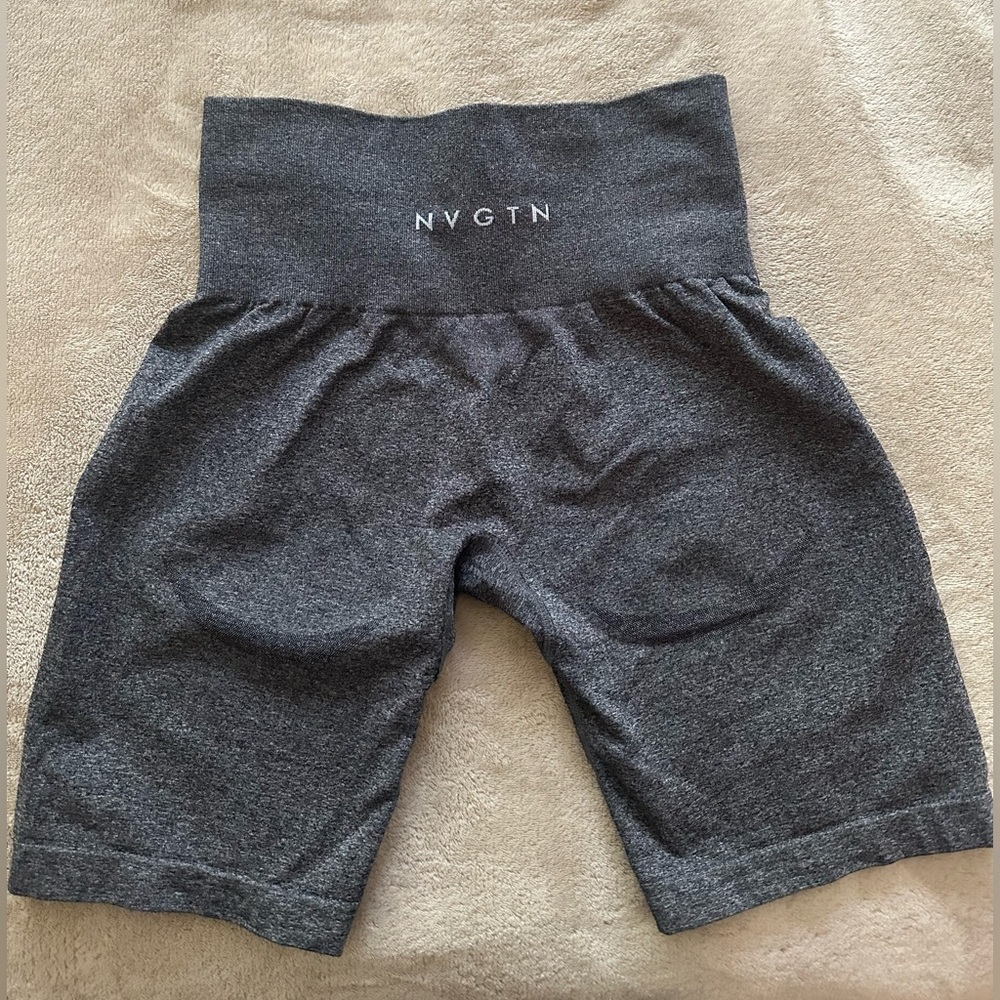 NVGTN CONTOUR SHORTS
